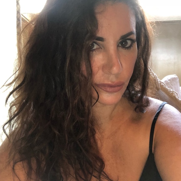 Meet your Posher, Julie - Picture 4 of 6